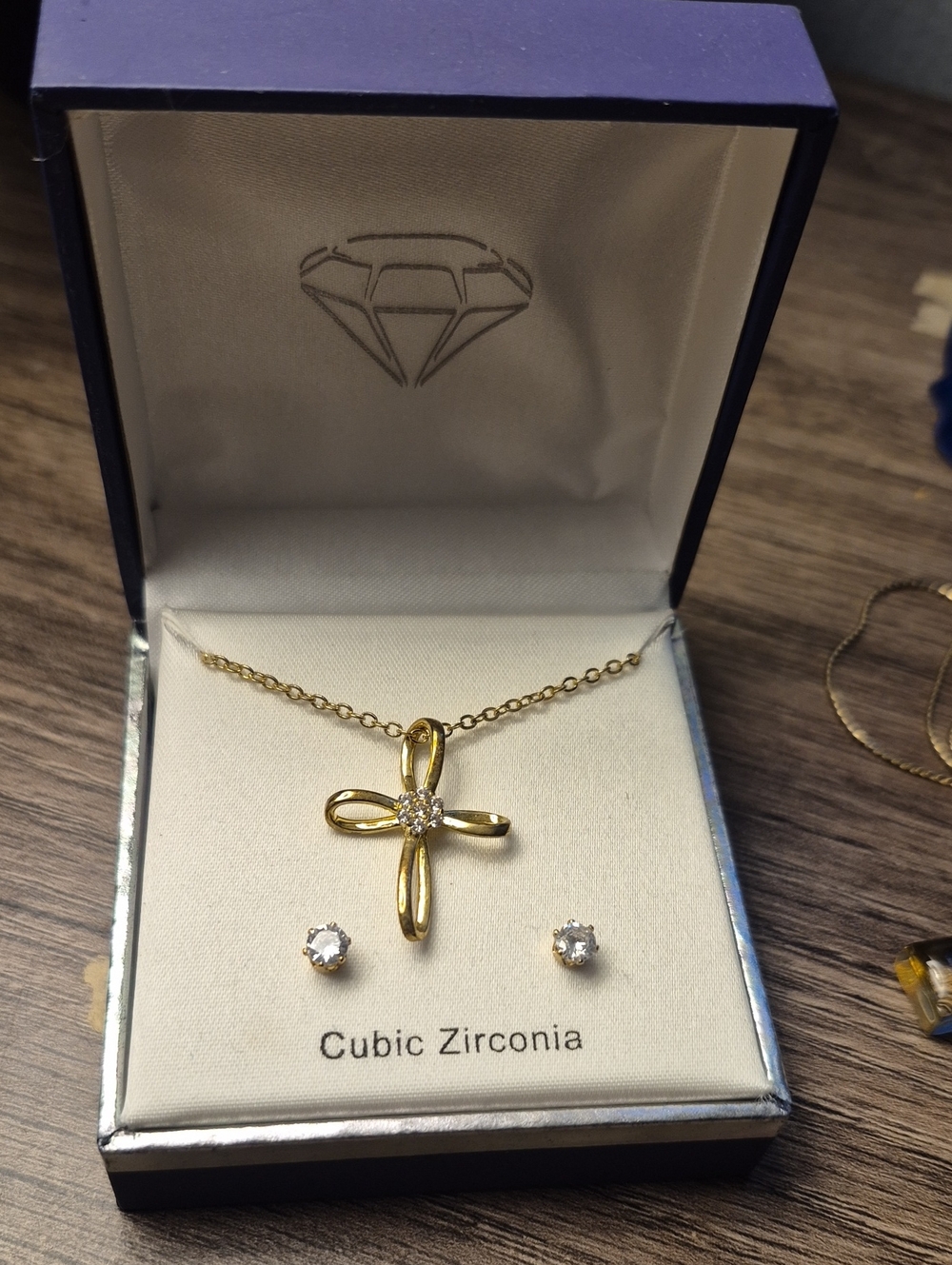 Source Unknown Gold-Tone Cross Pendant Necklace with CZ Stud Earrings